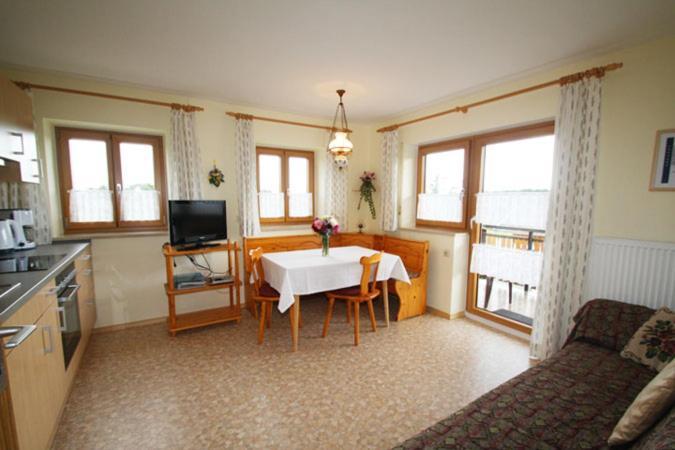 Wagnerhof Villa Kirchanschoring Rum bild